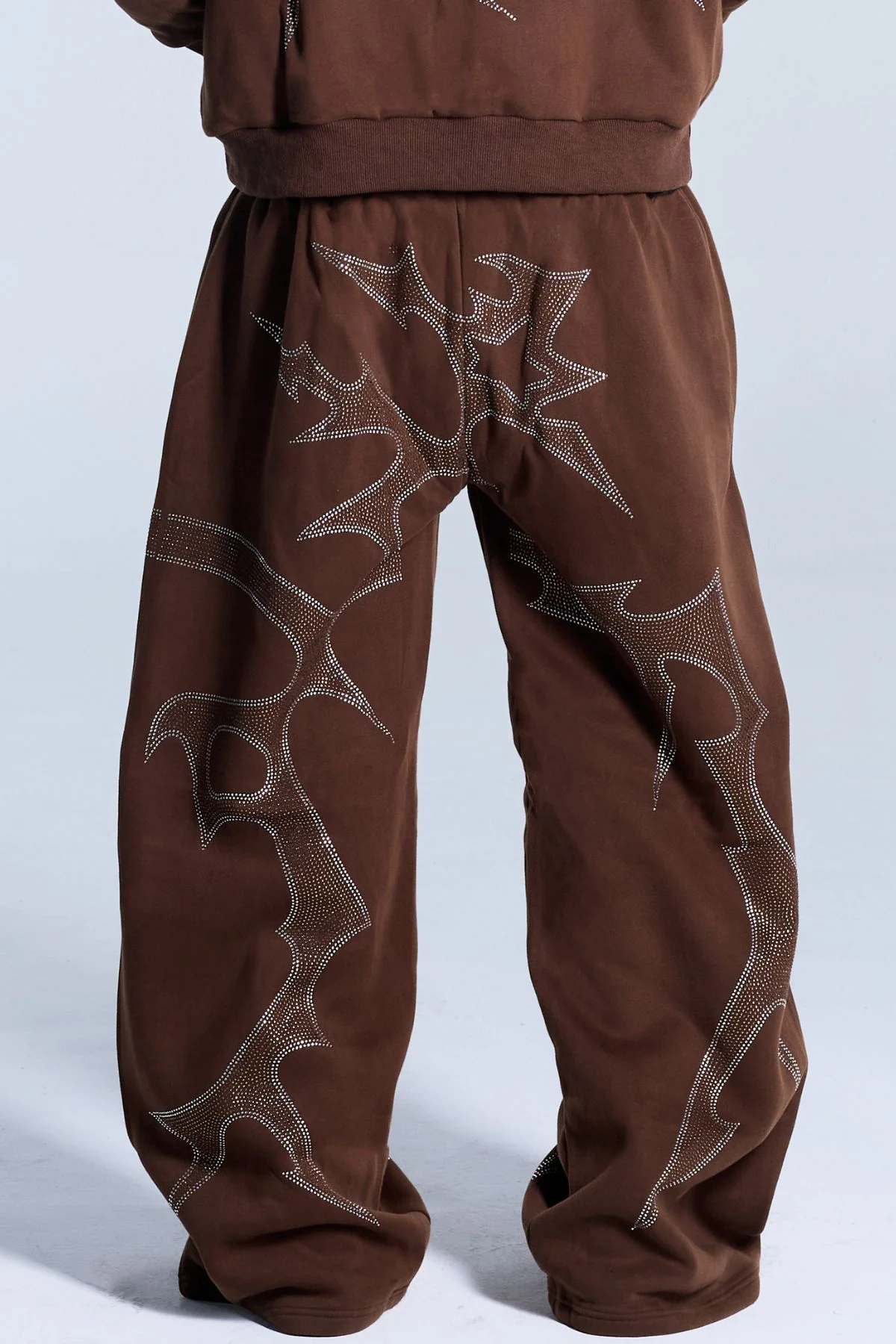 THORNS SWEATPANT BROWN - Image 6