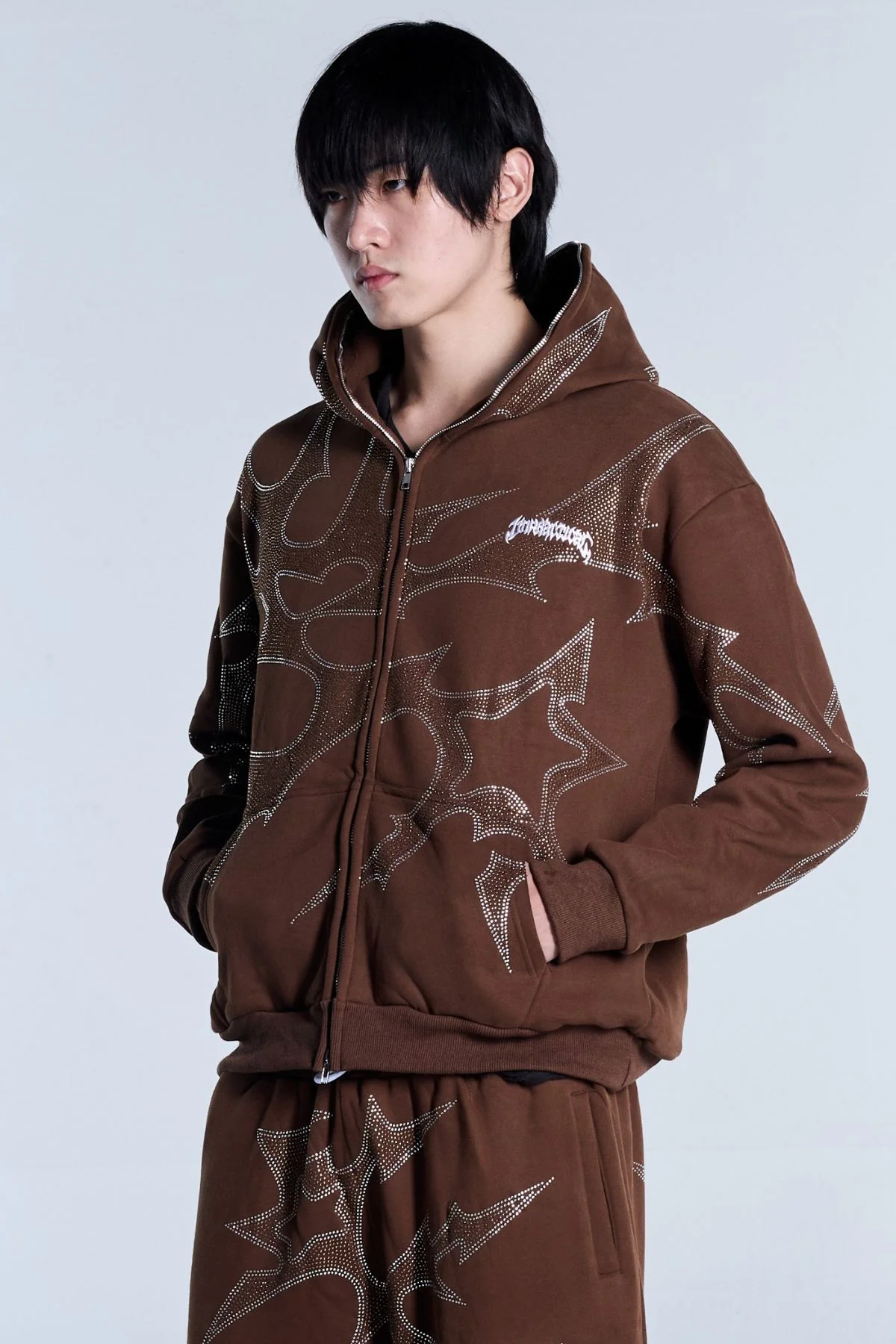 THORNS ZIP HOODIE BROWN - Image 2